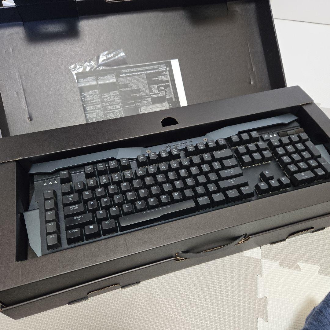 ROG GK2000 HORUS RGBメカニカルキーボード