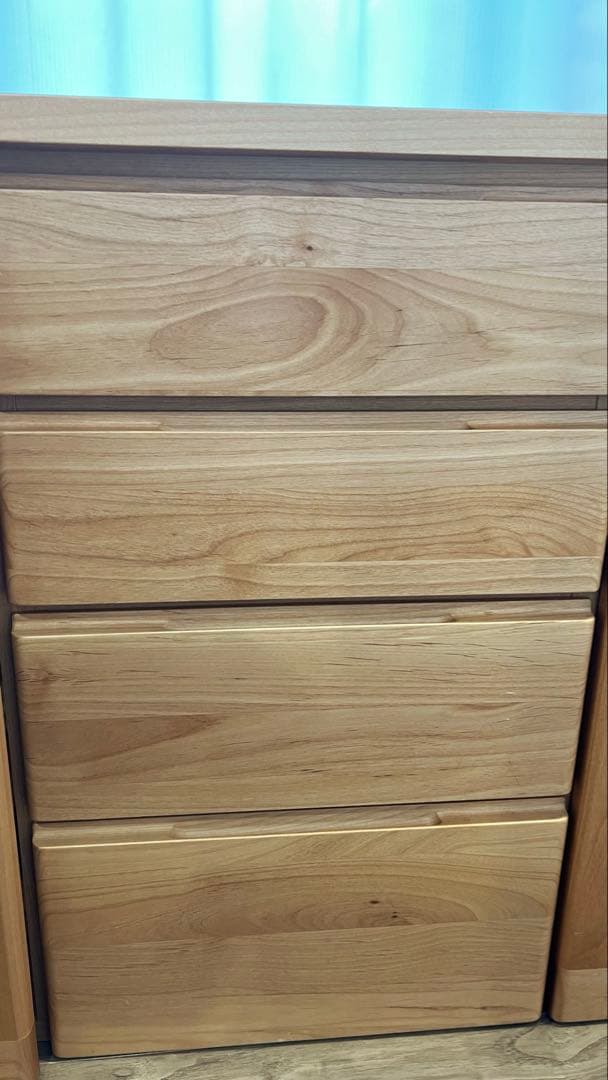 アルダー材の低ホルマリンキャビネット