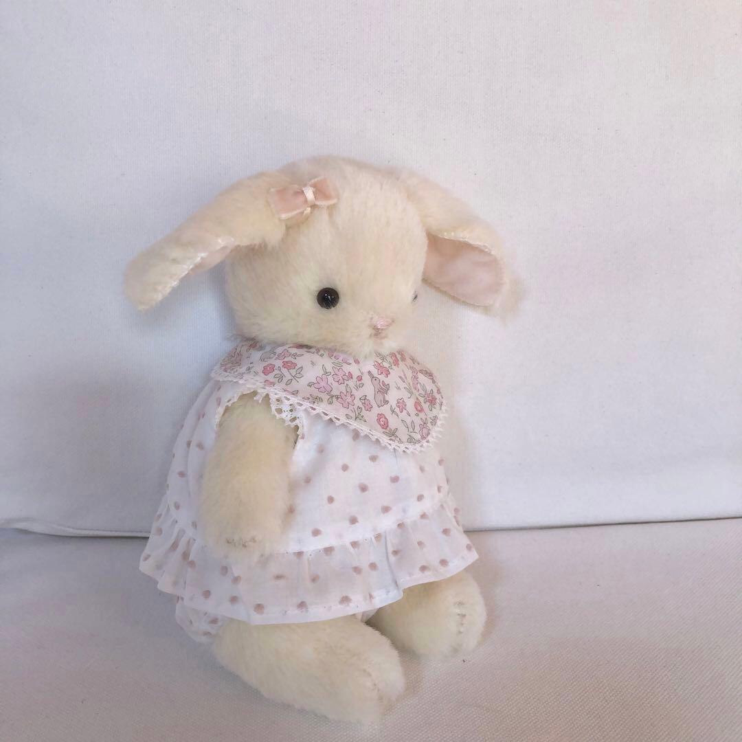 ハンドメイド　ベビーロップちゃん② うさぎのぬいぐるみ