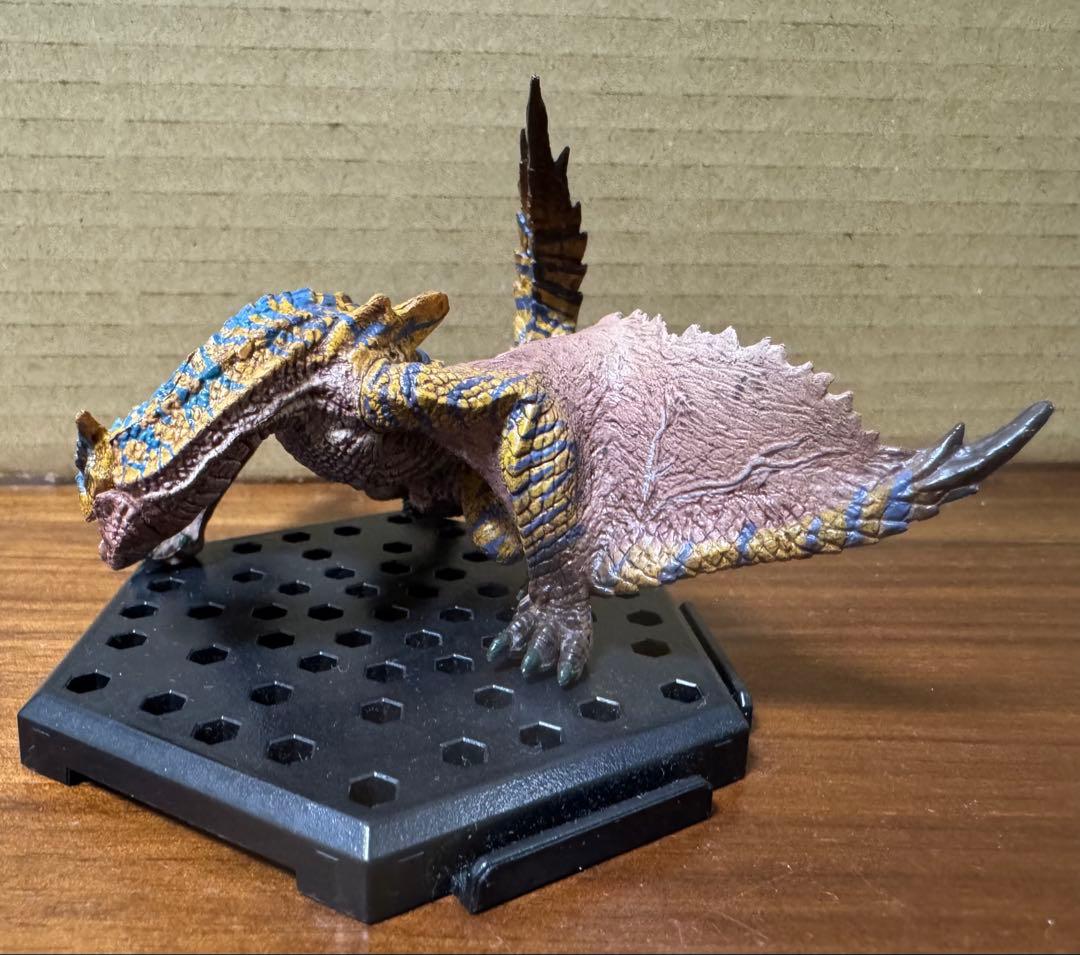 モンハン　スタンダード　フィギュア　5点