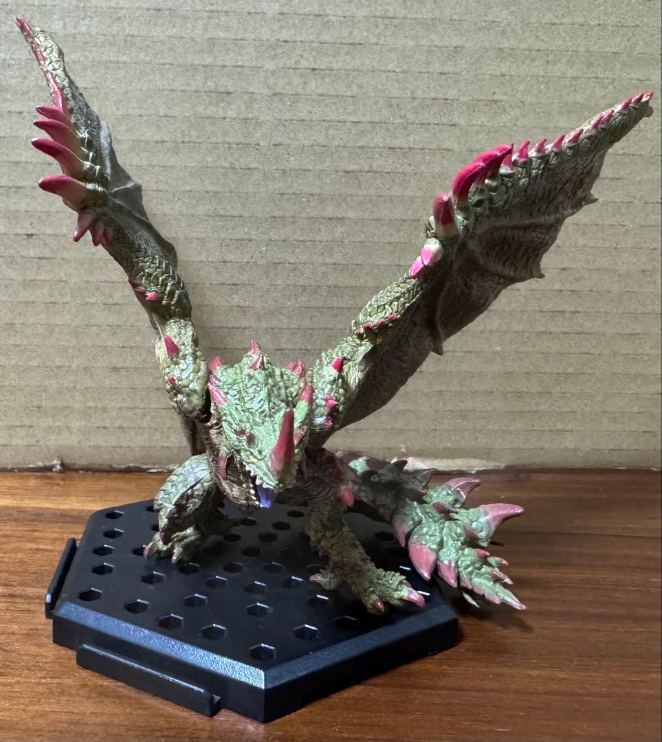 モンハン　スタンダード　フィギュア　5点