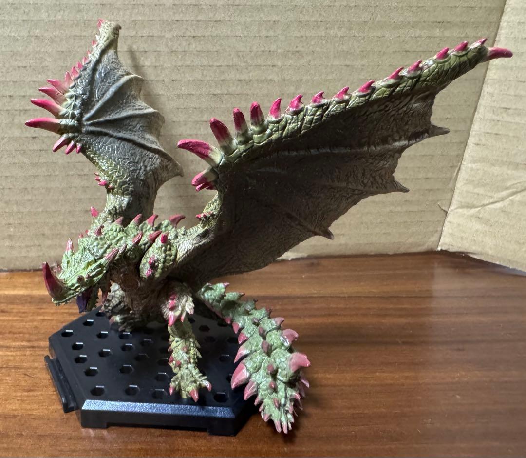 モンハン　スタンダード　フィギュア　5点