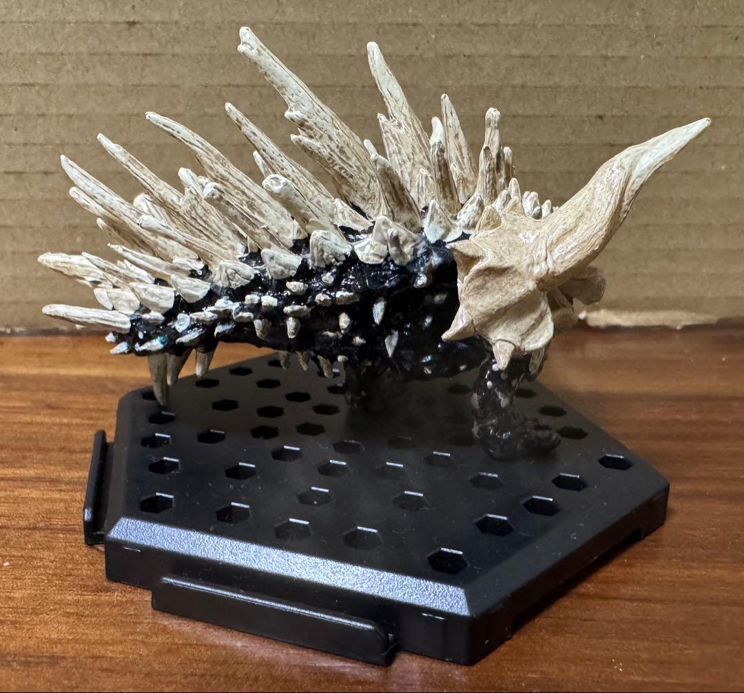 モンハン　スタンダード　フィギュア　5点