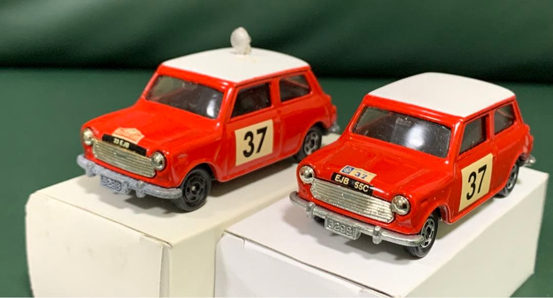 トミカ ミニクーパー トラフィック モンテカルロラリーカー ゼッケン37番 2台