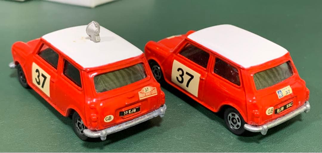 トミカ ミニクーパー トラフィック モンテカルロラリーカー ゼッケン37番 2台