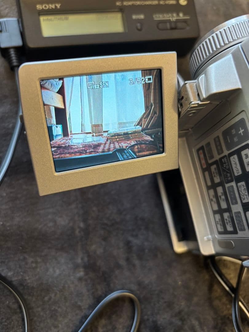 SONY DCR-PC110 デジタルビデオカメ　miniDV(ジャンク品)