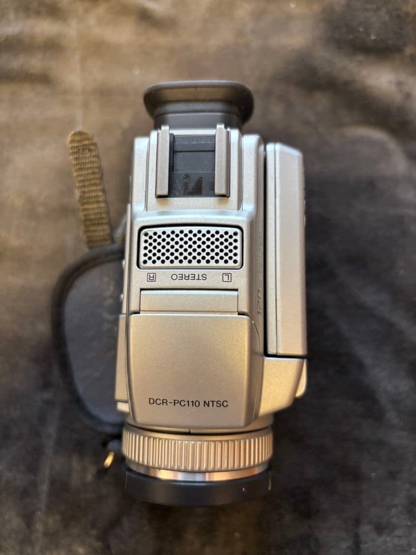 SONY DCR-PC110 デジタルビデオカメ　miniDV(ジャンク品)