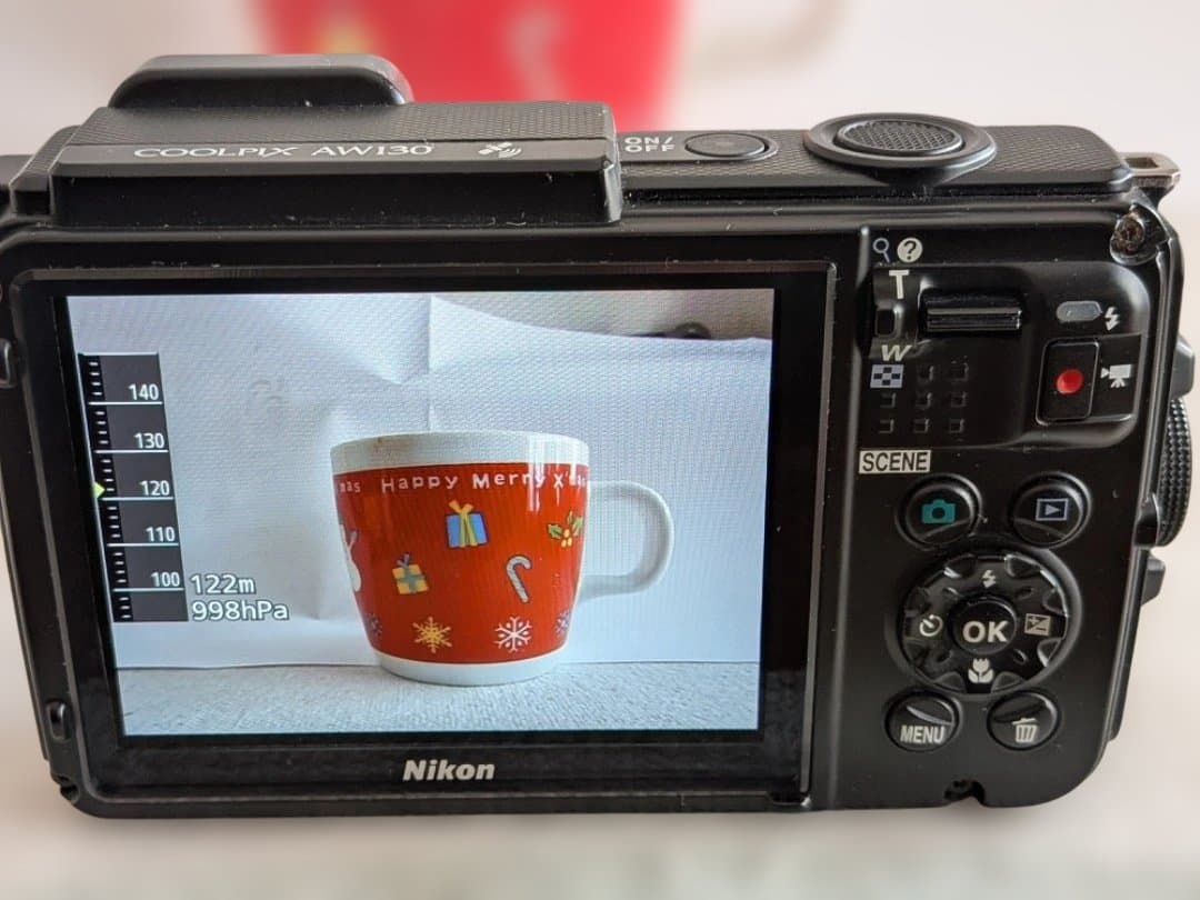 【美品】Nikon COOLPIX AW130 防水 耐衝撃デジタルカメラ