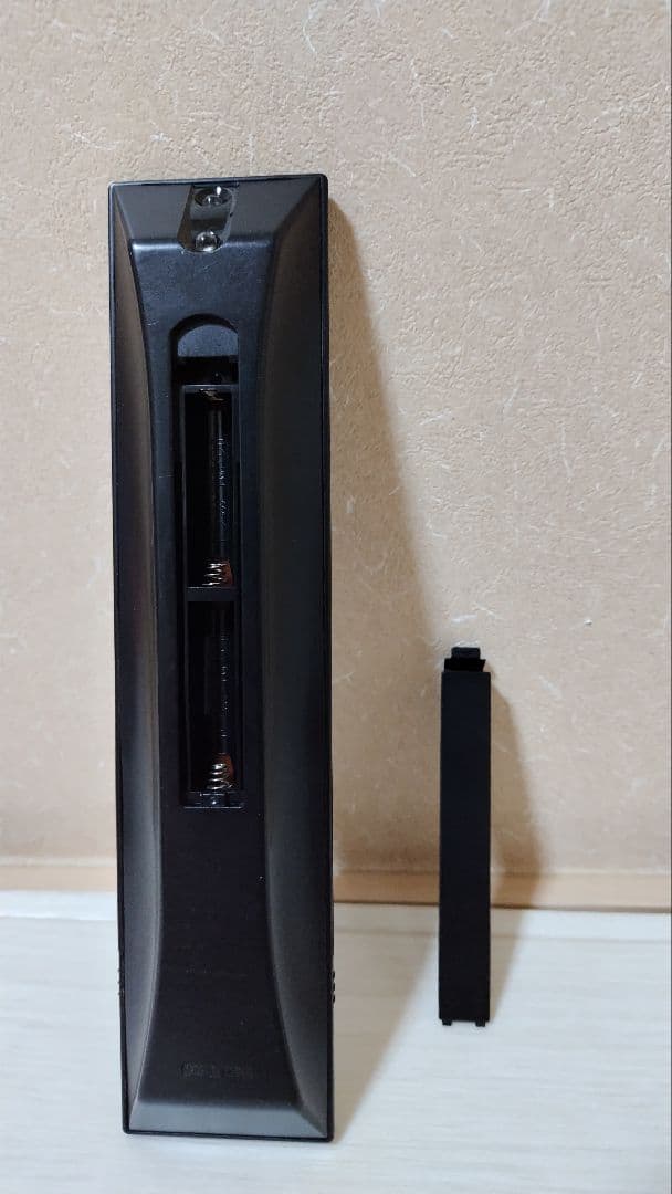 TOSHIBA　レグザ　ブルーレイレコーダー　DBR-M180