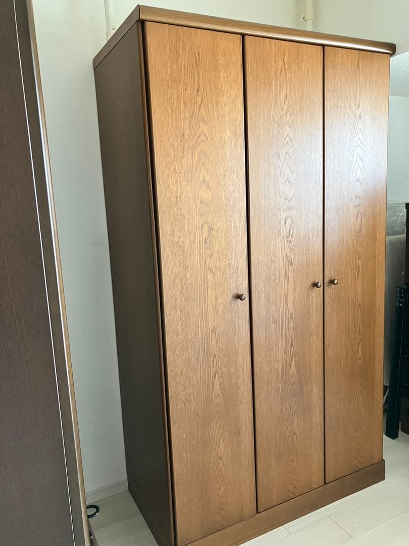 木製洋服ダンス(3枚扉)