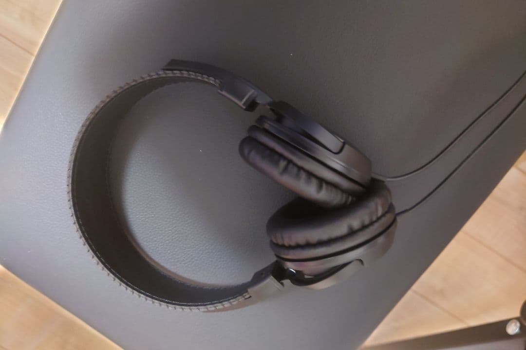 Carina 電子ピアノ 88鍵盤 キーボード ペダル付 スタンド　イスセット