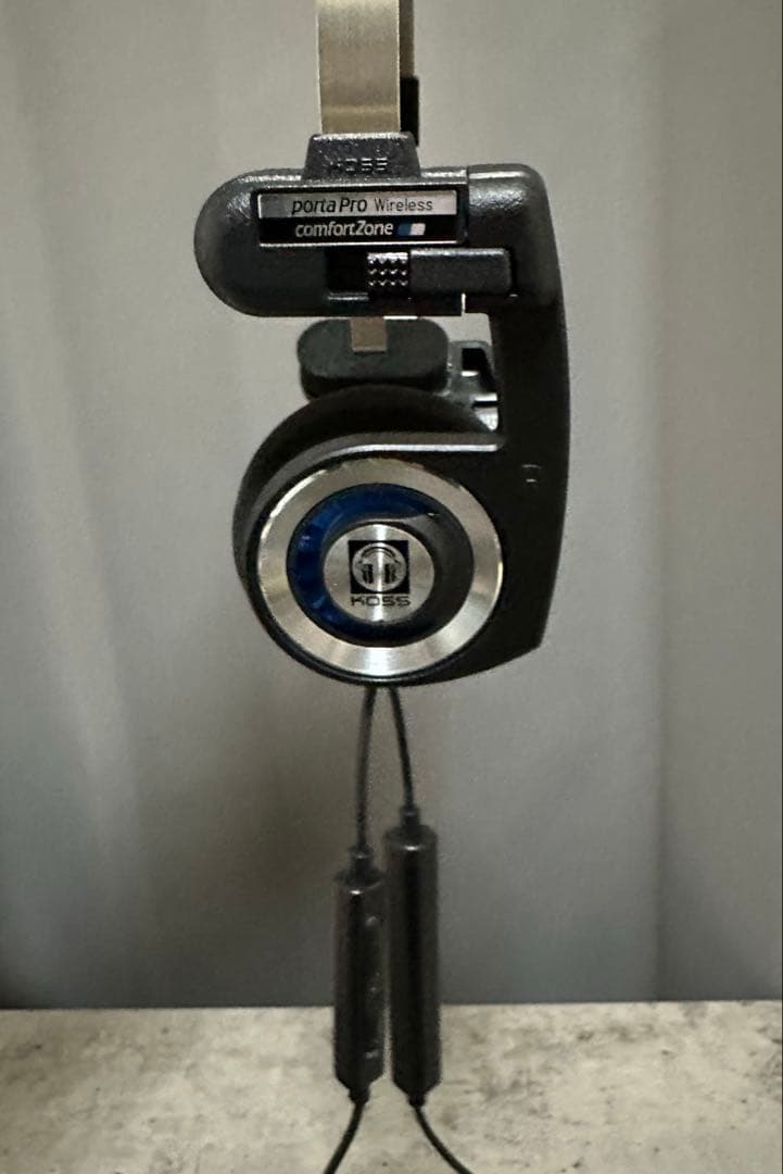 KOSS porta pro Wireless　ケース　充電ケーブル付き
