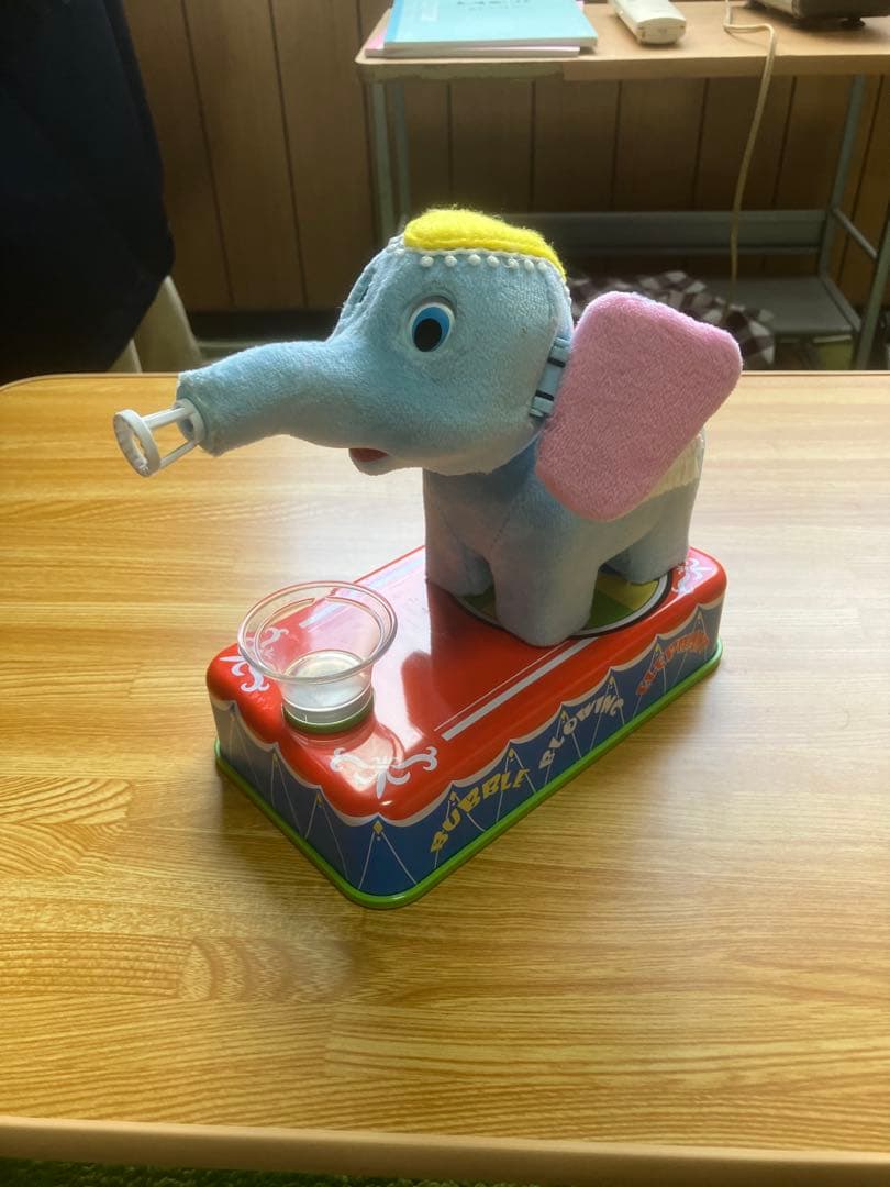 象のシャボン玉吹きのおもちゃ