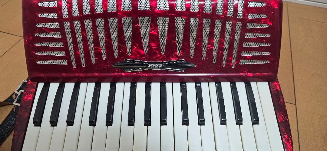 YAMAHA アコーディオン 赤 22鍵 ケース付き