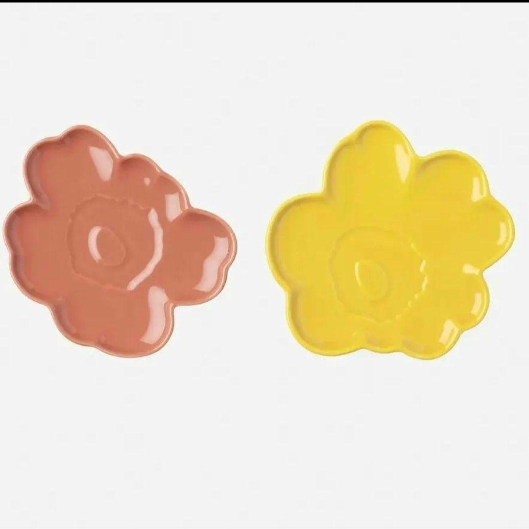 新品 ✨マリメッコ 60周年 プレートセットウニッコ 2枚セット ピンク 黄 皿