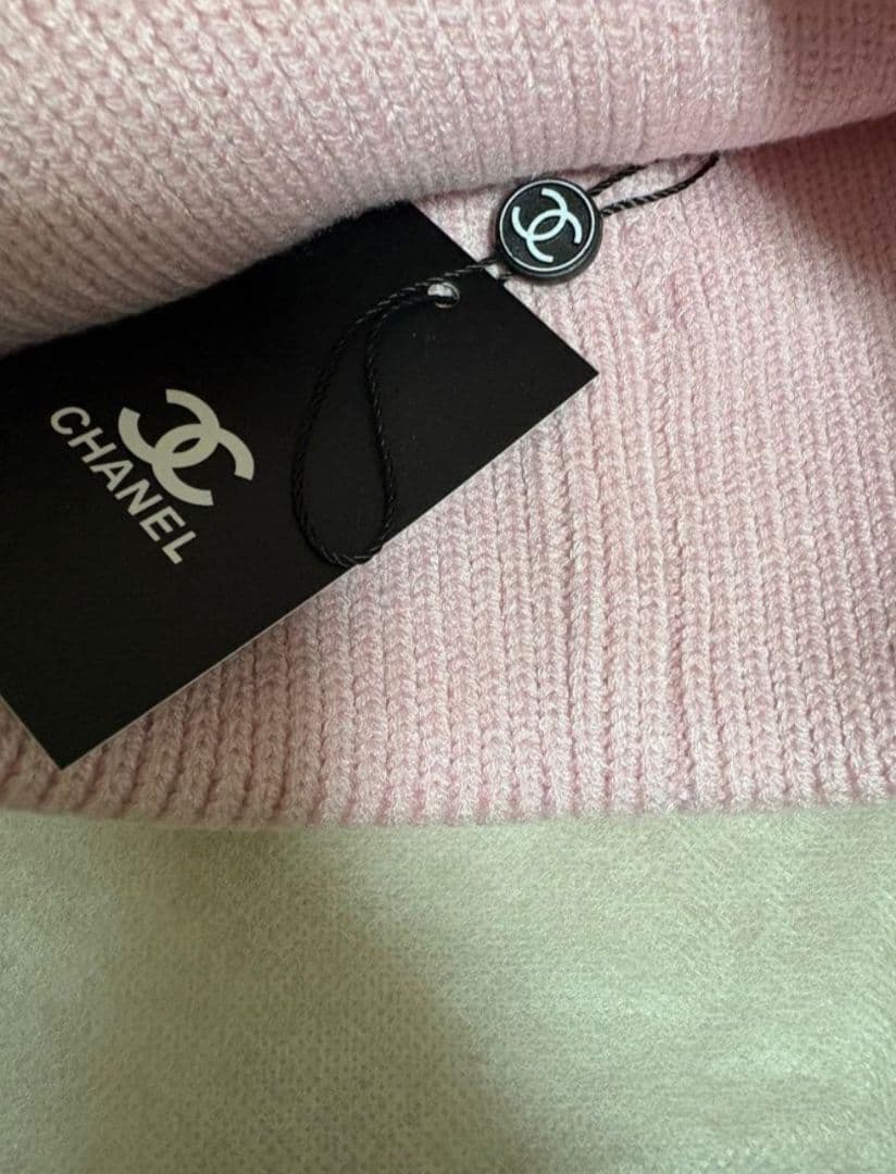 CHANELノベルティニット帽ピンク