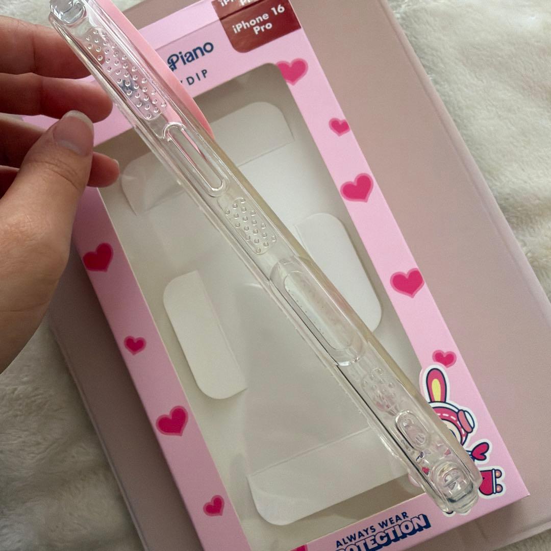 SKINNYDIP mezzo piano iPhone 16 Pro ケース