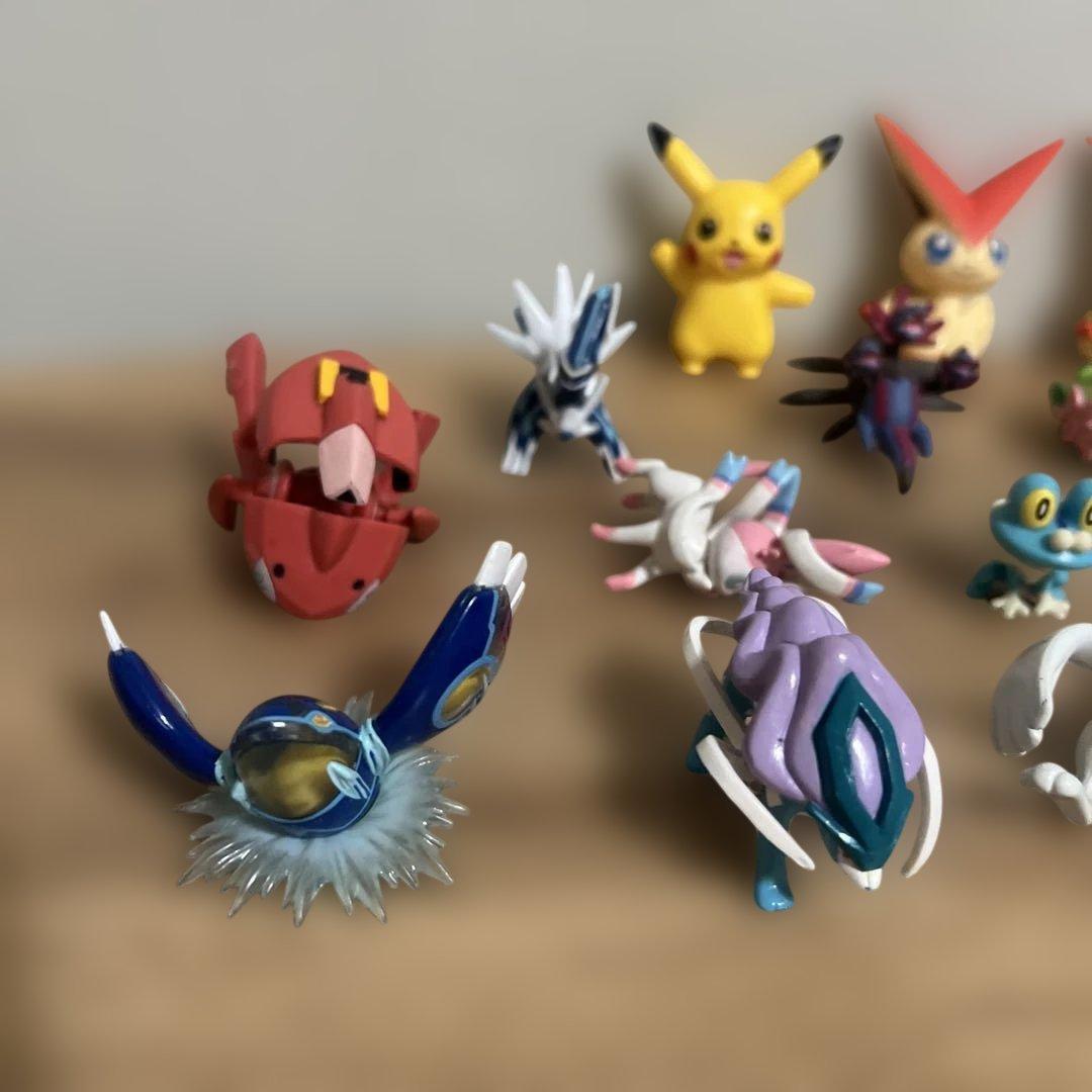 ポケモン フィギュア まとめ売り ビクティニ ディアルガ パルキア ギラティナ