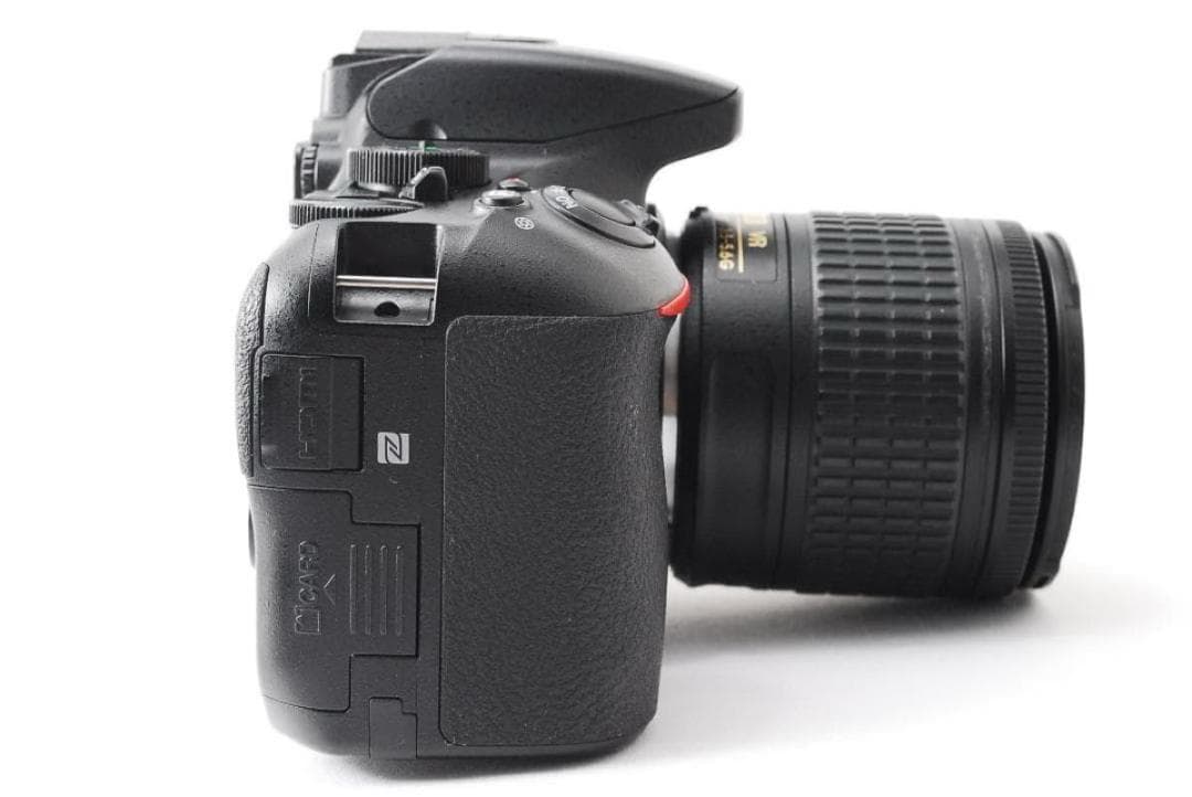 動作良好 Nikon D5600 ダブルズーム スマホ転送 WiFi　初心者