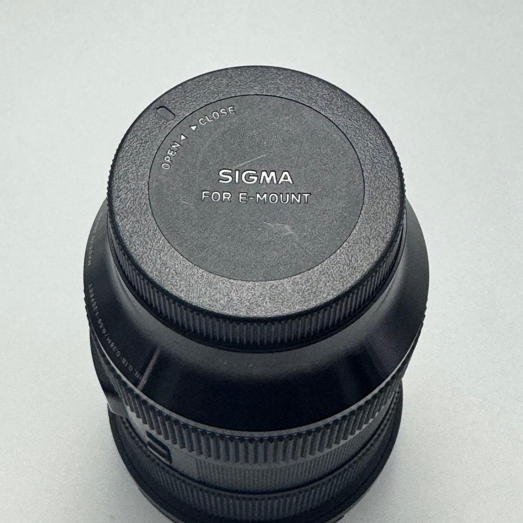 SIGMA シグマArt 24-70mm F2.8 DG DN ソニーE用レンズ