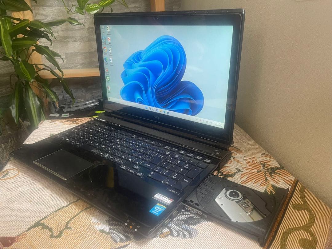 【NEC 】 ノ-トパソコン 第4世代 Core i7 Windows11