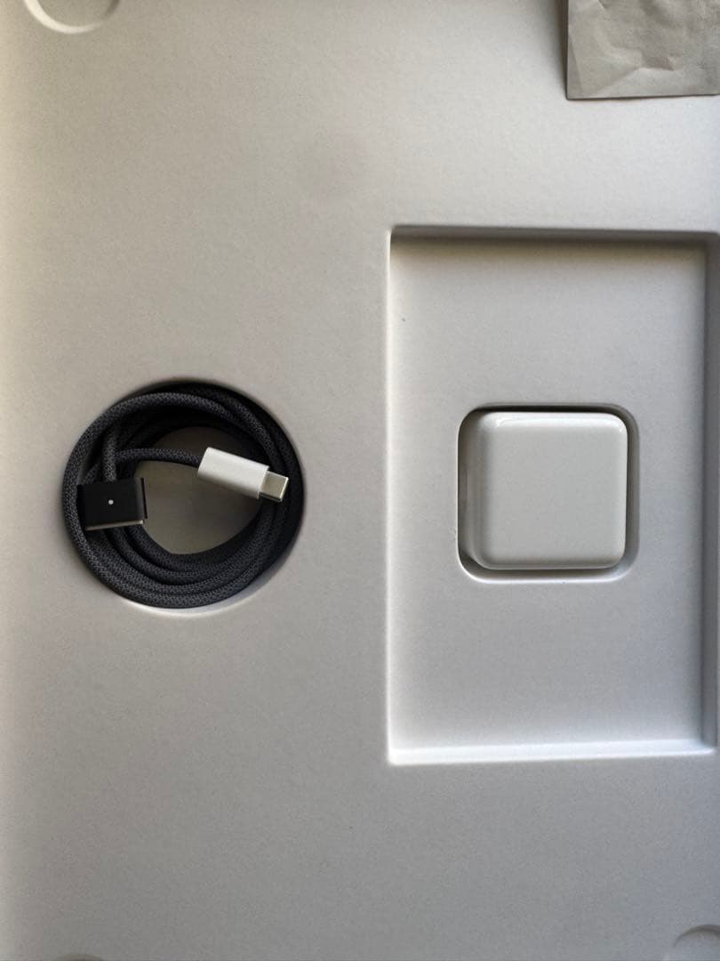 MacBookair ブラックM3 15インチ　8GB 256GB