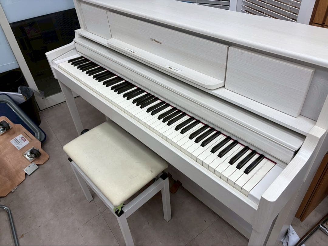 Roland（ローランド）電子ピアノ LX705-GPSR（ピュアホワイト）