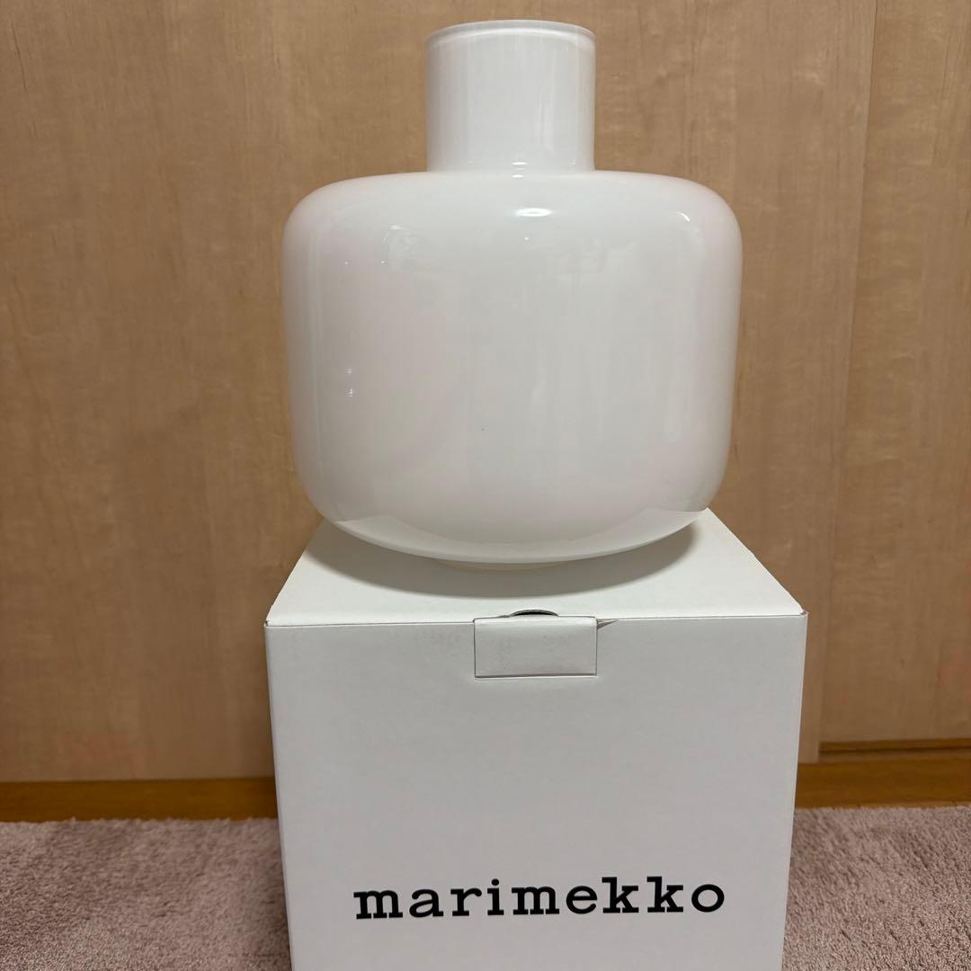 【新品未使用】マリメッコ　MINGフラワーベース　花瓶　ホワイト