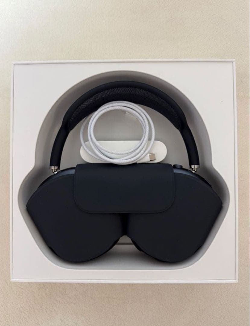 イヤホン AirPods max