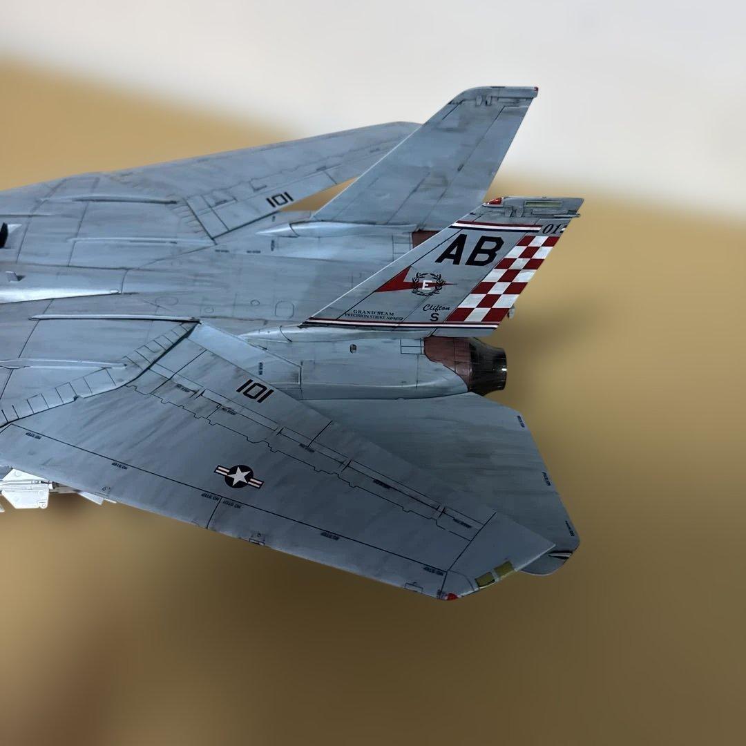 タミヤ　1/32 F-14 トムキャット 完成品
