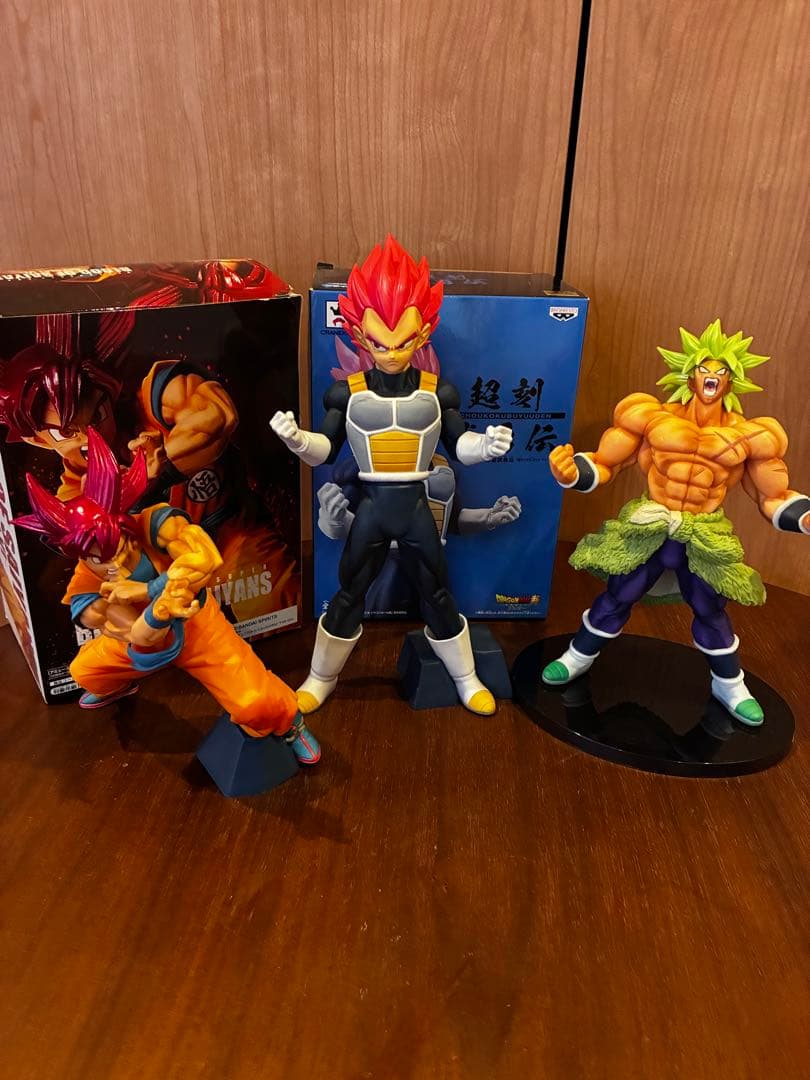 スーパーサイヤ人神　ベジータ　ブロリー3体セット⭐︎