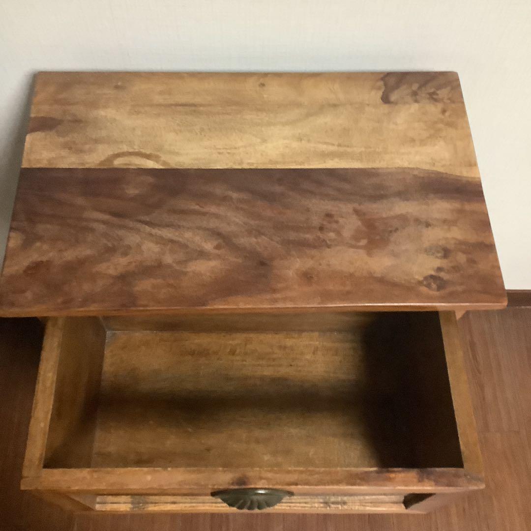 アンティーク風 木製ブラウンチェスト 3段 ガラス扉付き