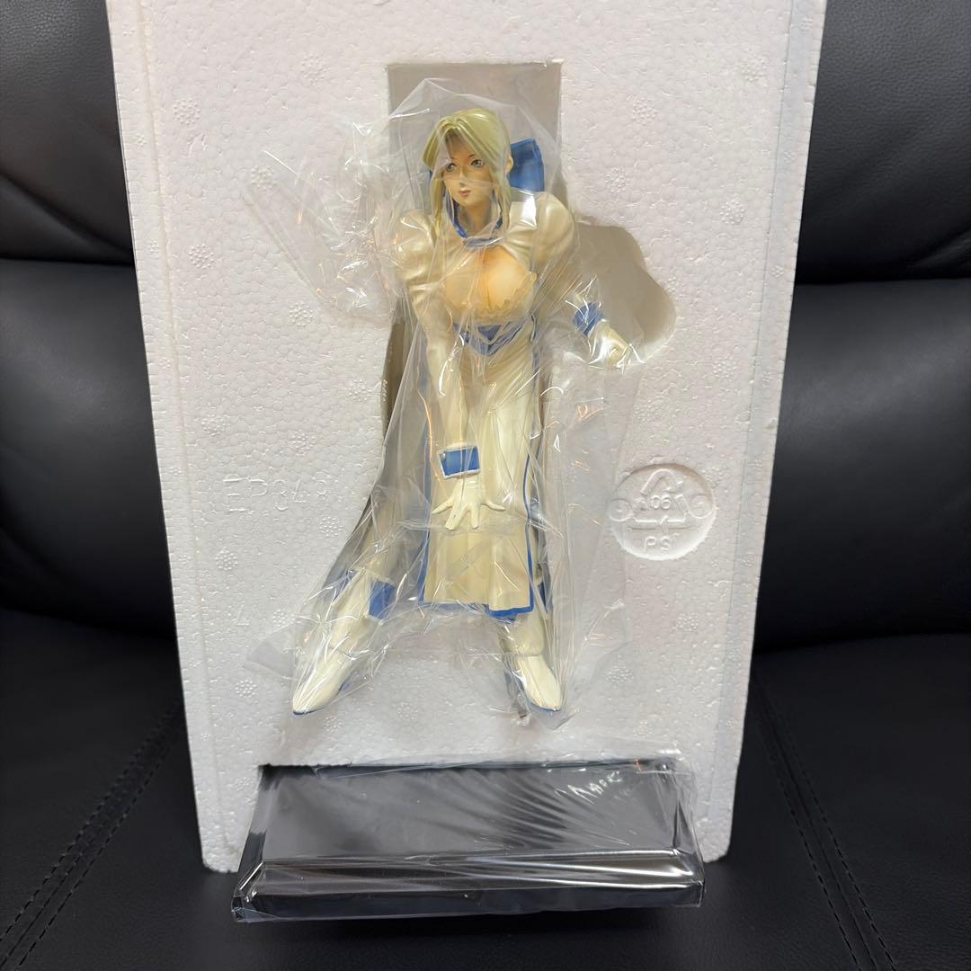 デッドオアアライブ　エレナ　フィギュア　コールドキャスト