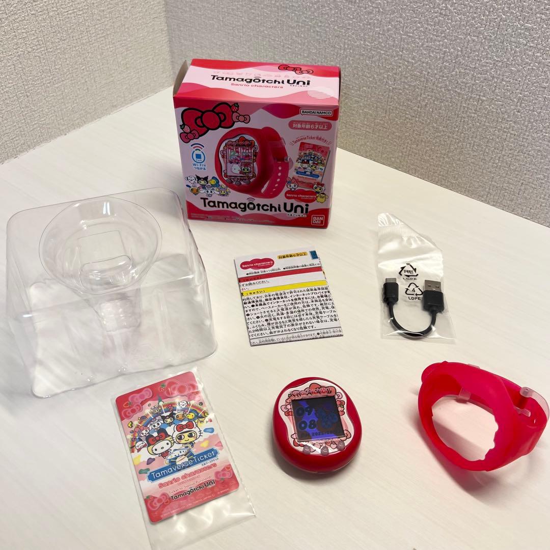 たまごっち ユニ サンリオ キャラクターズ Sanrio