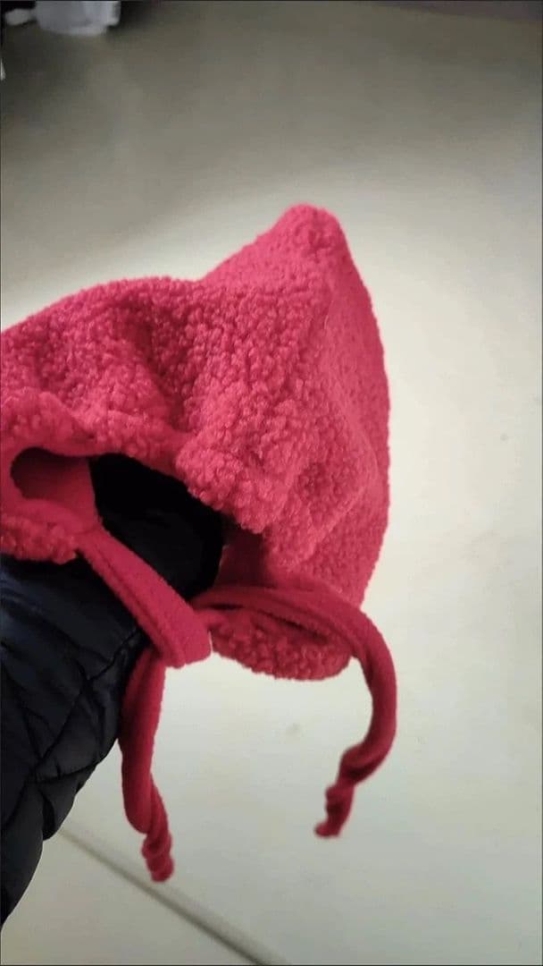 赤いフリース巾着バッグ