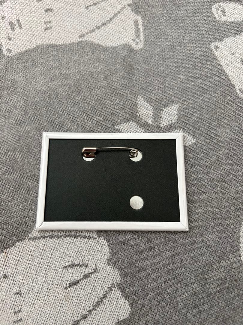 進撃の巨人 リヴァイ 缶バッジ　スクエア缶バッジ　原画　浅野恭司　WIT IG