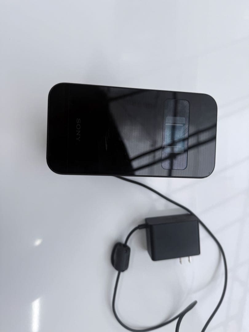 ソニー製のポータブル超短焦点プロジェクター**「LSPX-P1」