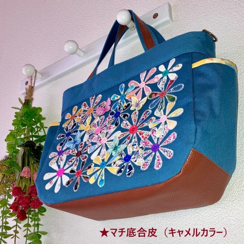 ☆新作！お出掛けトート☆3WAY☆リバティパッチワーク☆蝶々モチーフ☆帆布