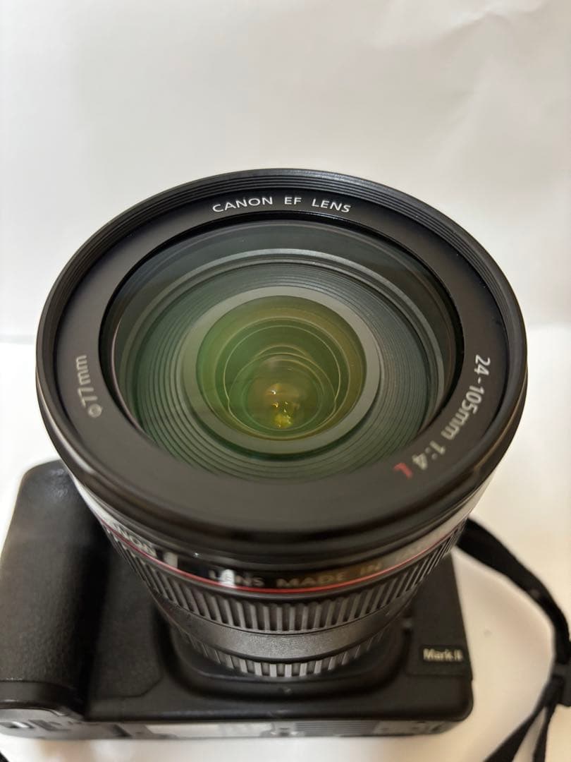 キヤノン EOS 5D Mark II EF 24-105mm