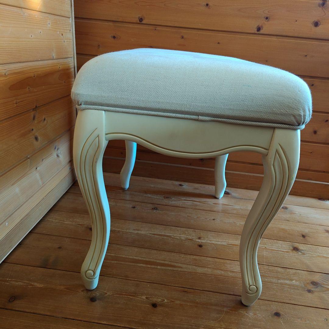 希少✨ローラアシュレイ　チェア　送料込み