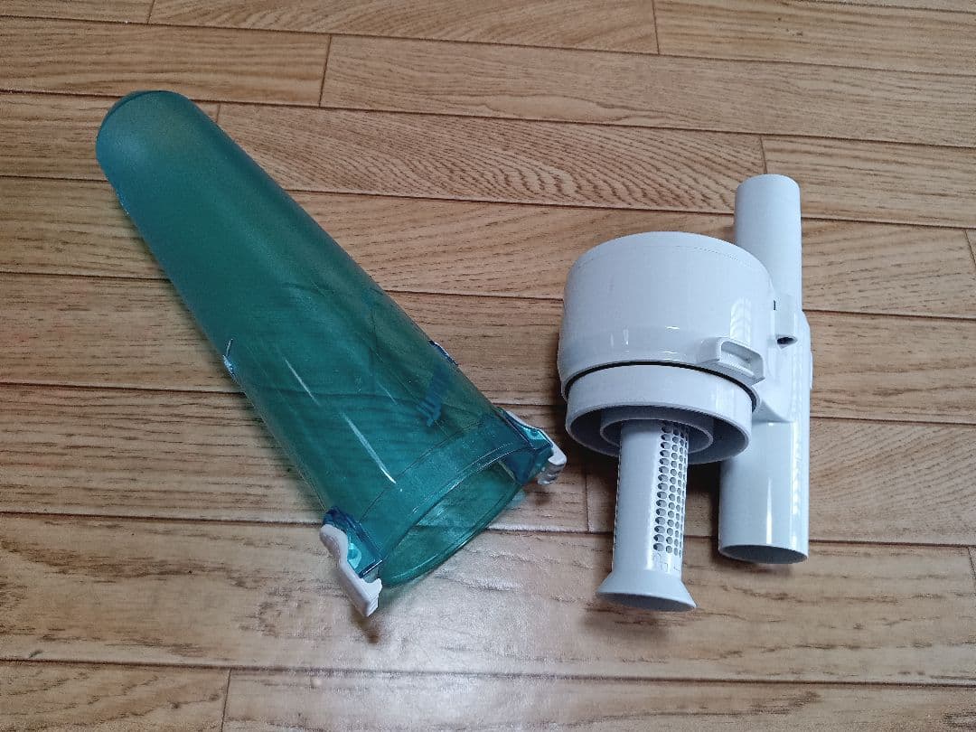 マキタ充電式クリーナーCL107FD サイクロンアタッチメント付