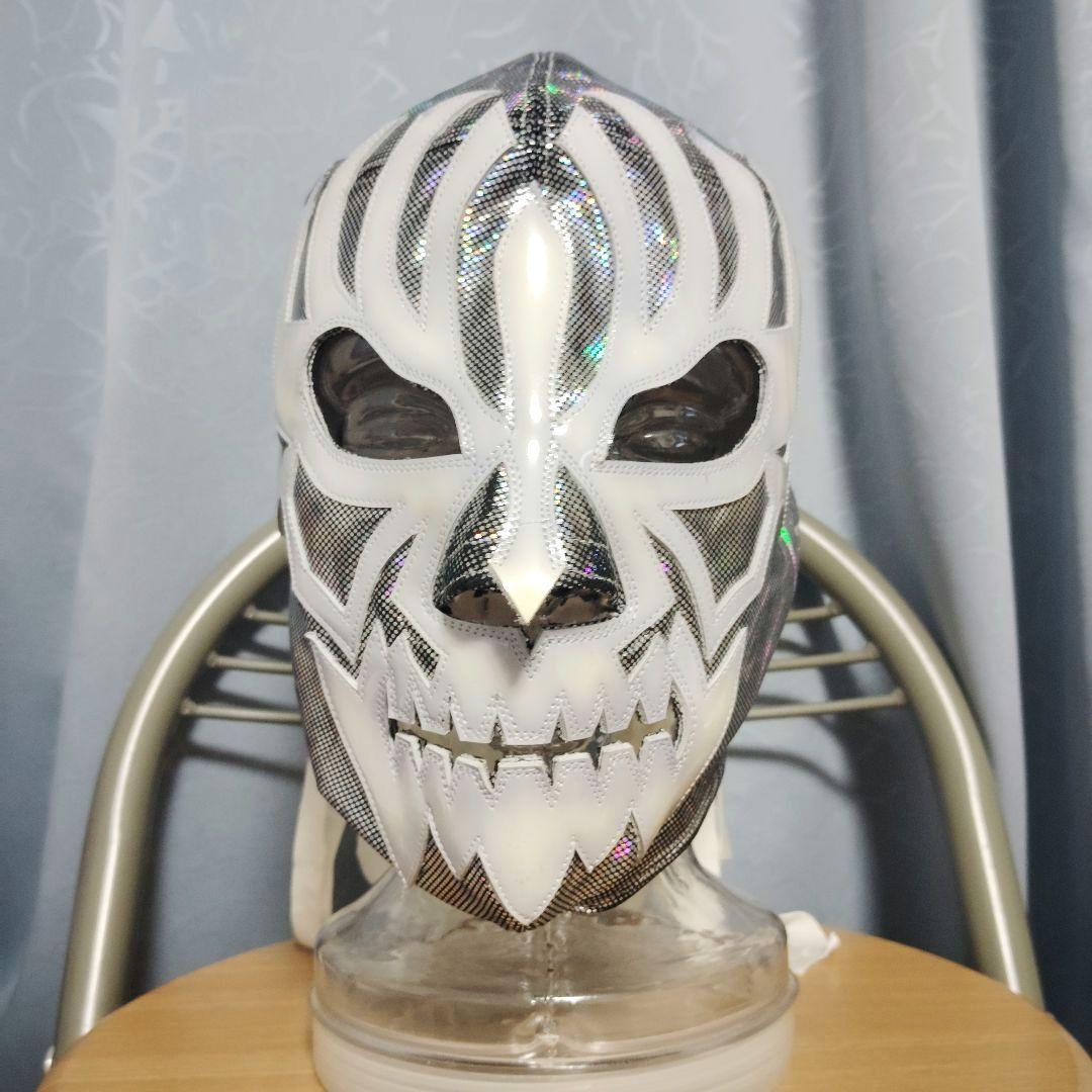 SUPER CACAO(NOSAWA論外) Autographed Mask.