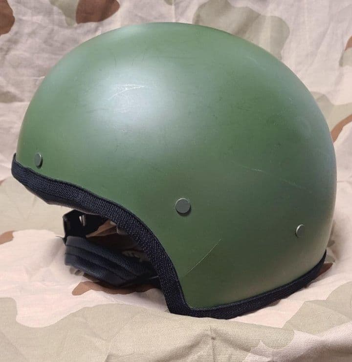 ロシア軍 Zsh-1ヘルメット レプリカ