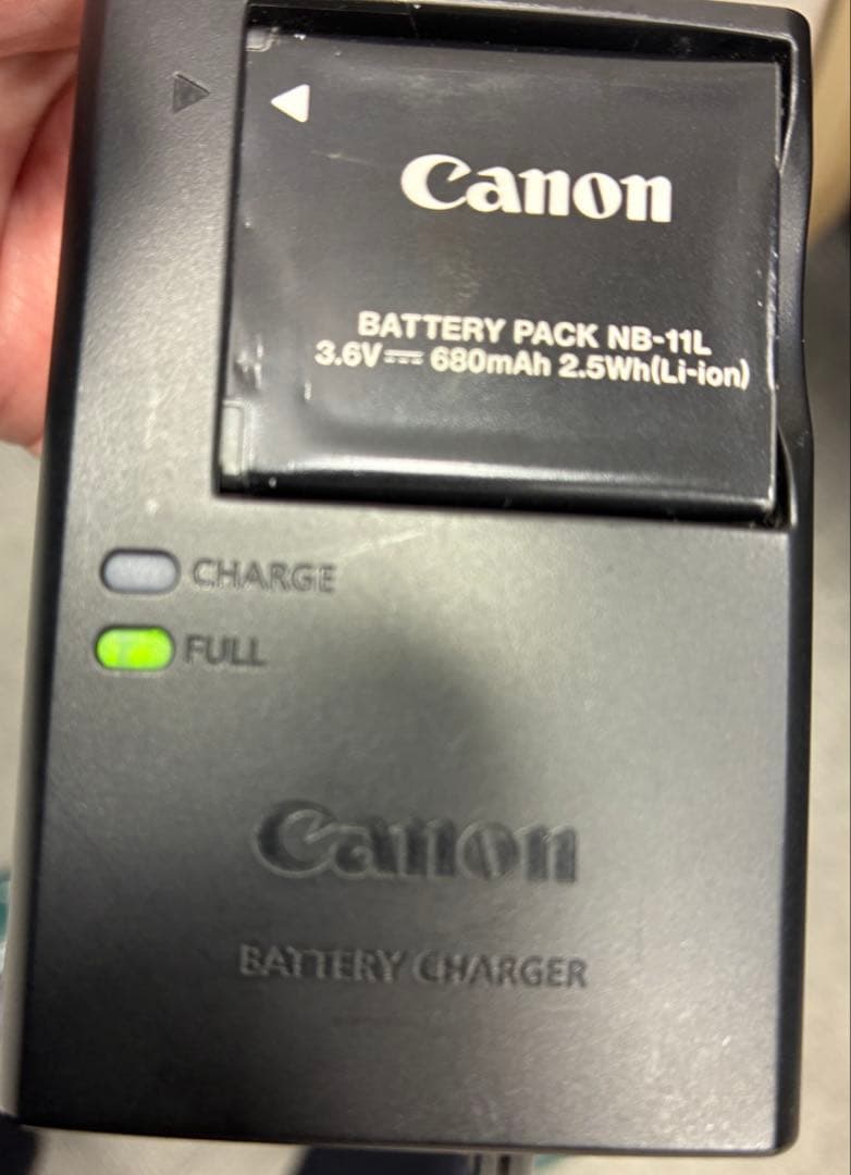 【美品】Canon IXY 420F