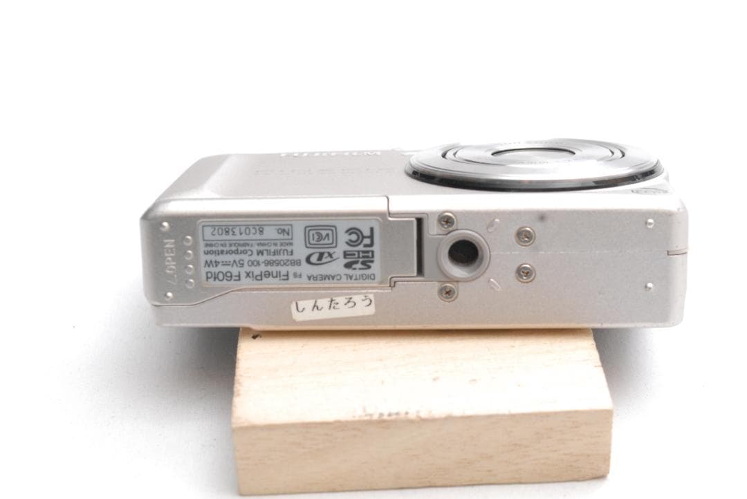 FUJIFILM FinePix F60fd (良品）