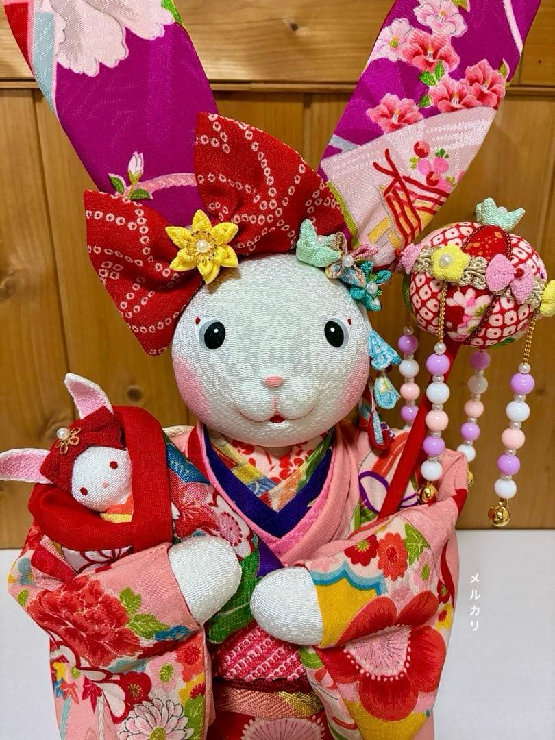 【うさぎの創作人形】耳長うさぎ　ちりめん細工　縮緬細工　うさぎの置物　和風うさぎ