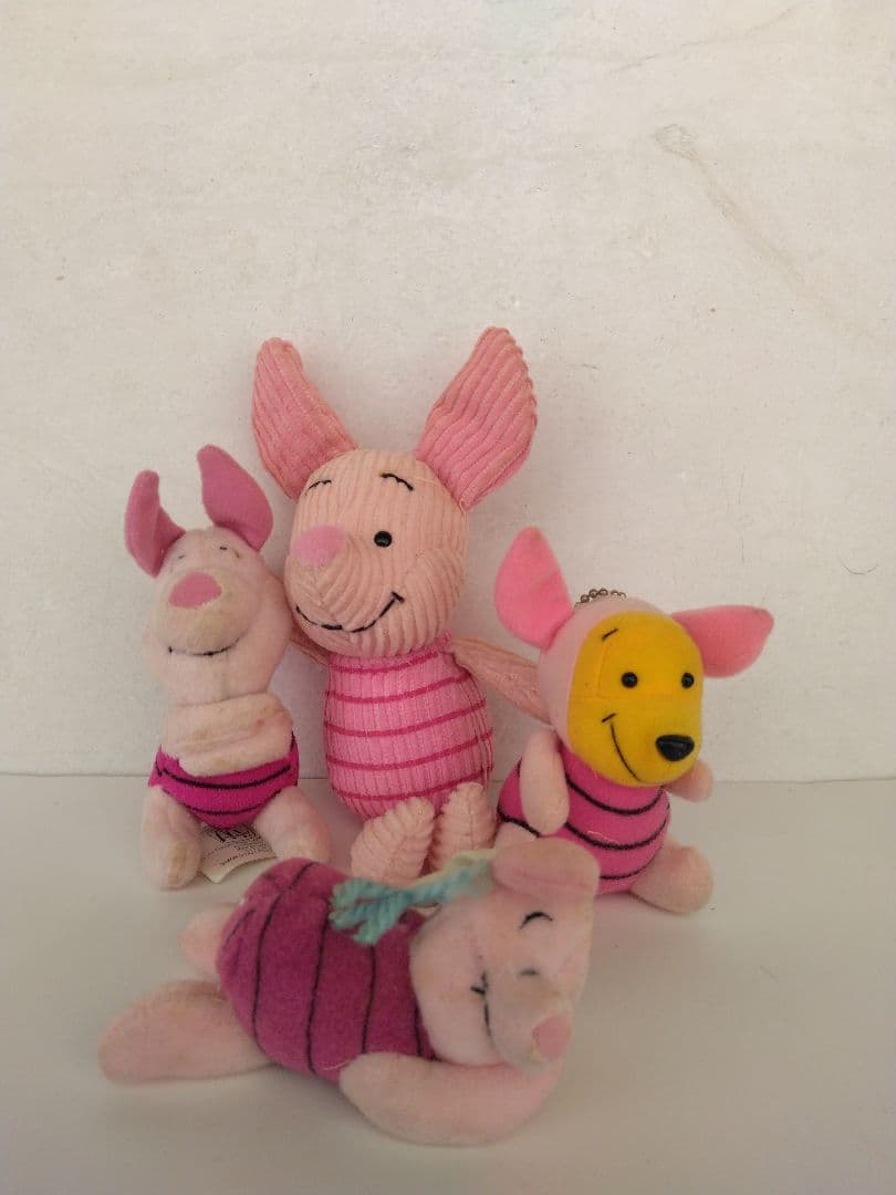 レトロ　新品　ディズニー ピグレット　四つ　セットのみ