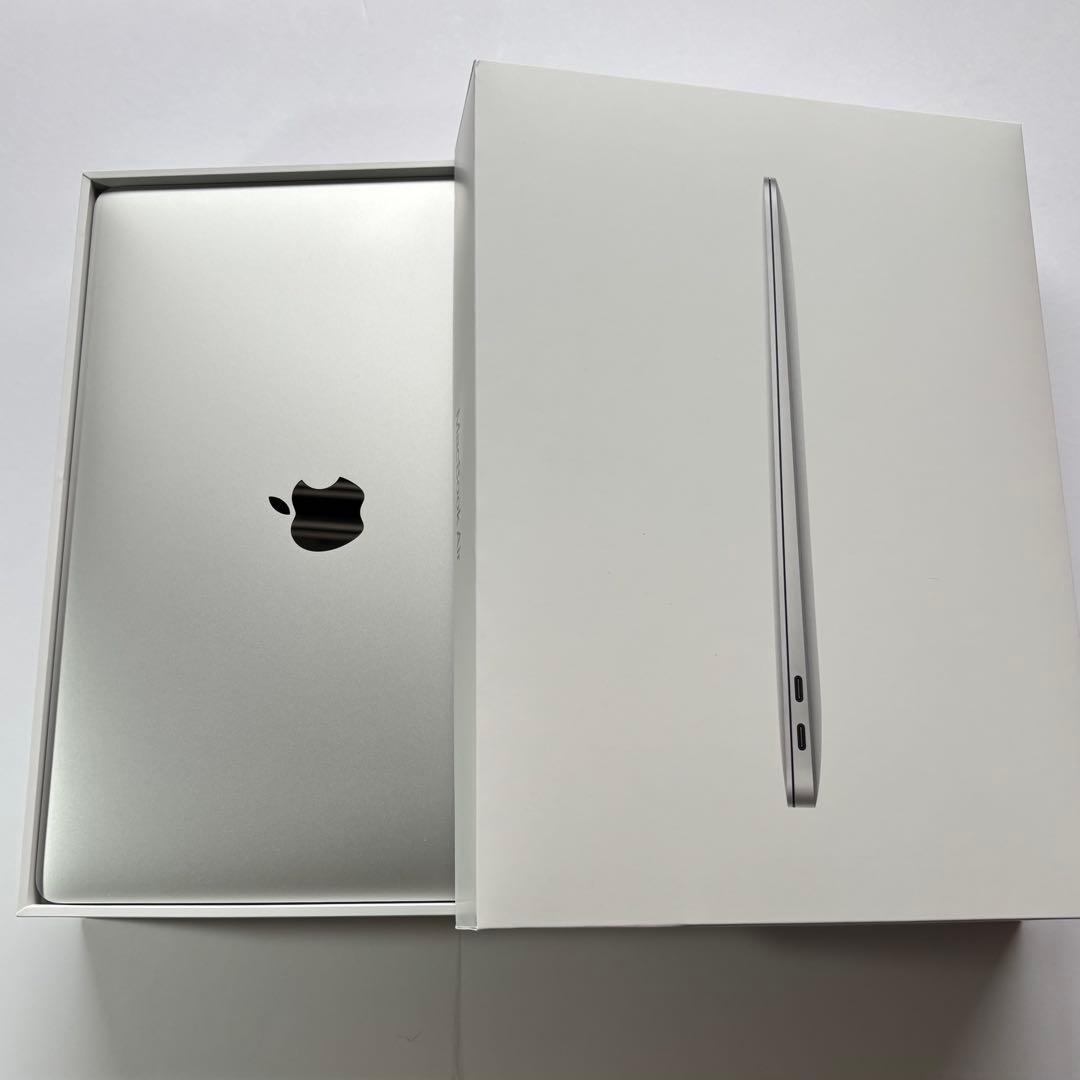 【超美品】 Apple MacBook Air_13インチ