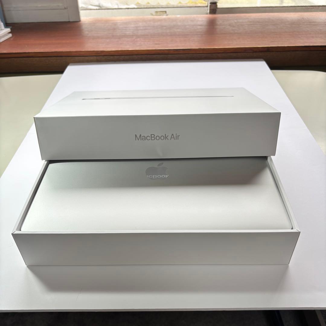 【超美品】 Apple MacBook Air_13インチ