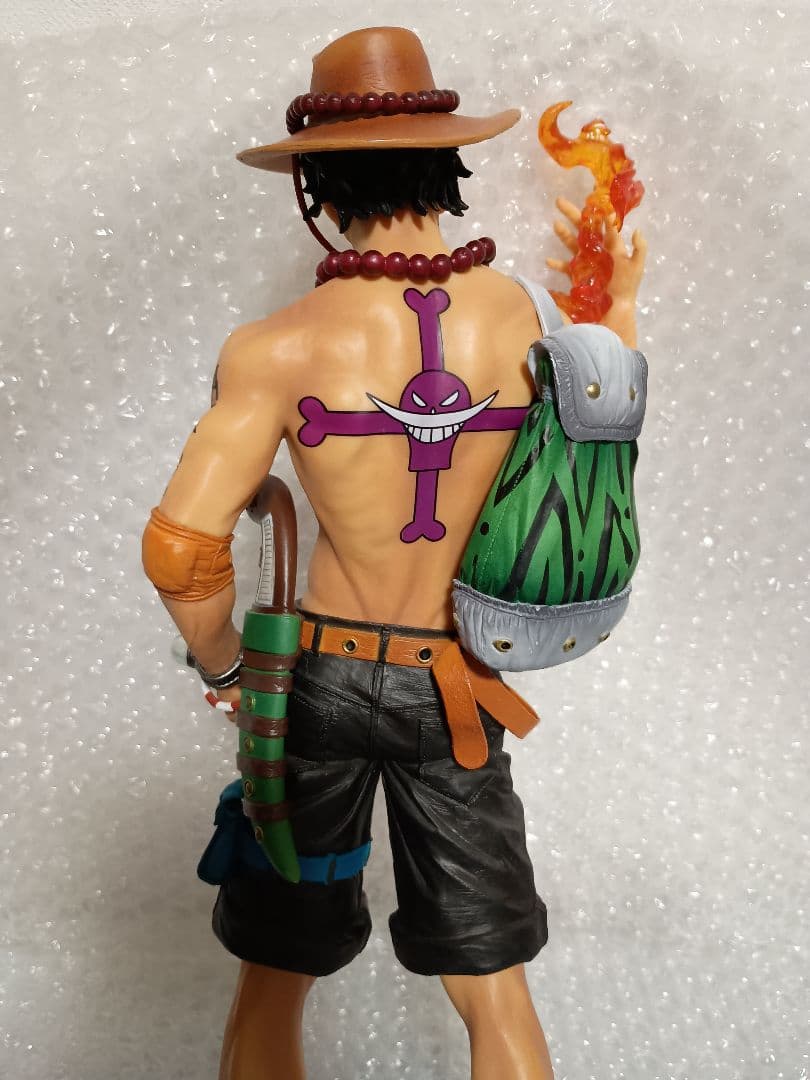 一番くじ　ワンピース 悪魔の実の能力者達 エース　フィギュア